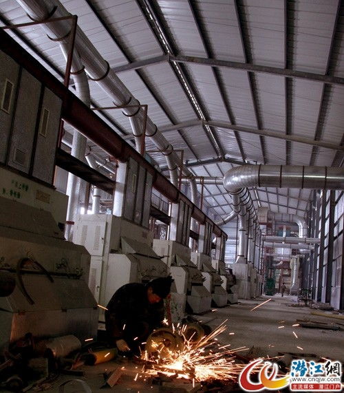 潛江市鑫成實業(yè)搬遷至周磯農場